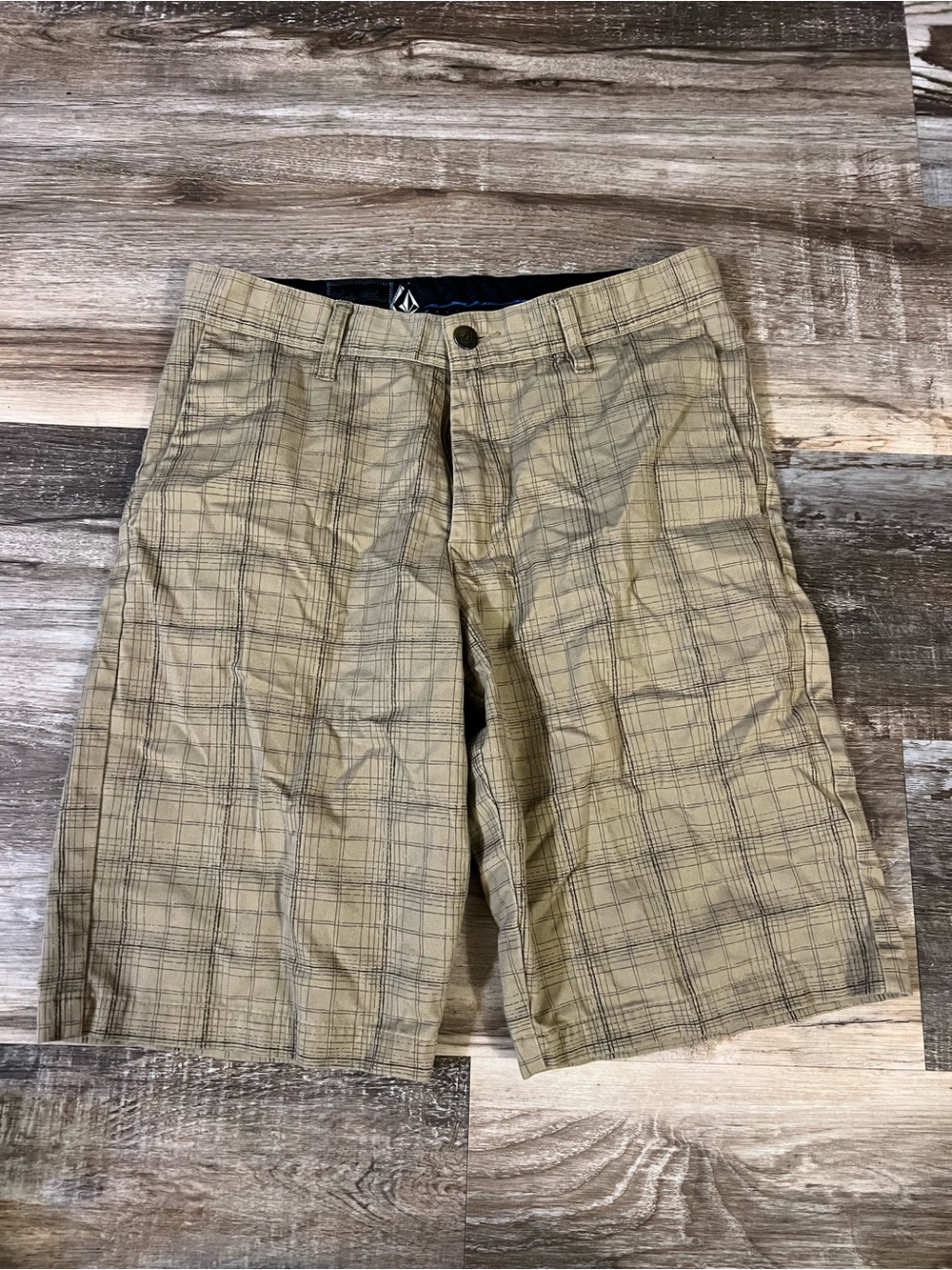 Volcom Men's Tan Plaid Shorts